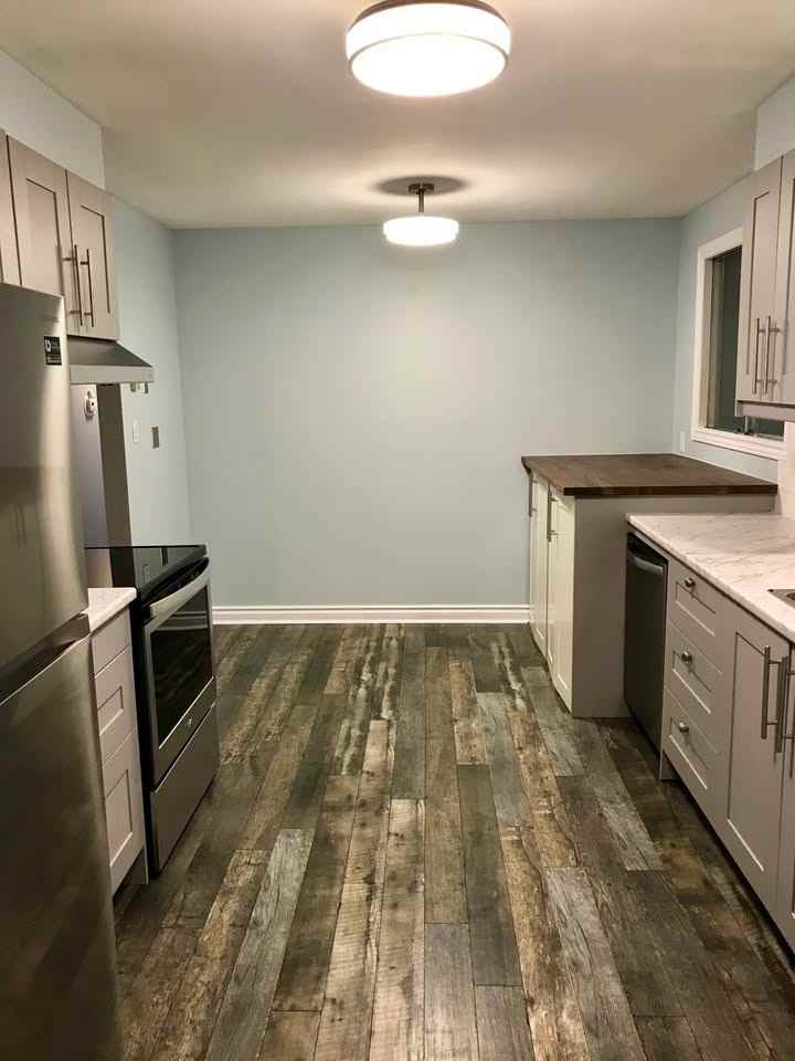 440 Queen Victoria Drive #1 - Photo 5 of 12