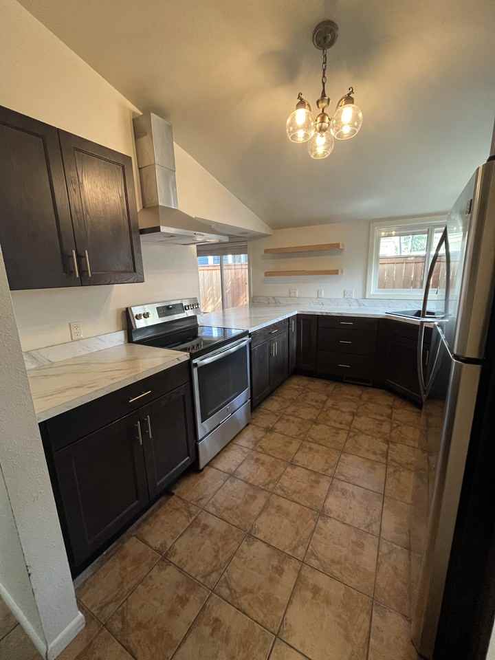 34 Yellowstone Ave - Photo 6 of 25