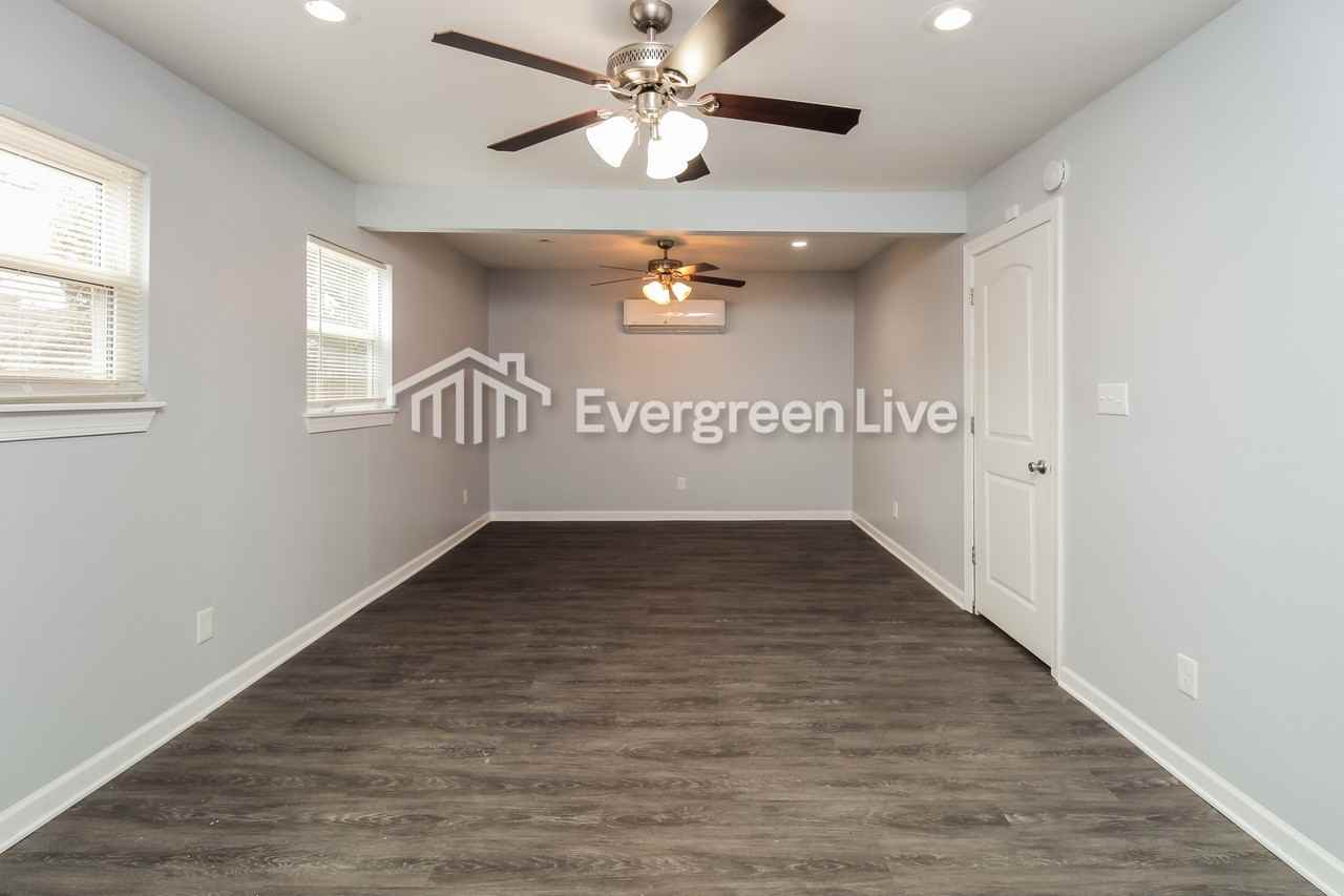 230 S Plaza Trl - Photo 5 of 15