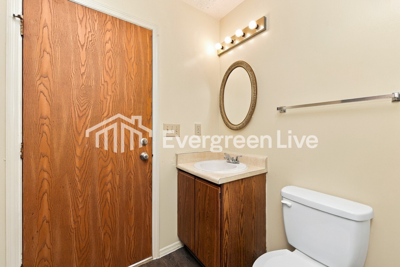6389 Nightwind Ct - Photo 3 of 15