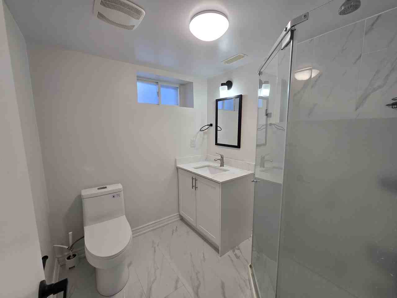 382 Summerhill Drive - Photo 7 of 10