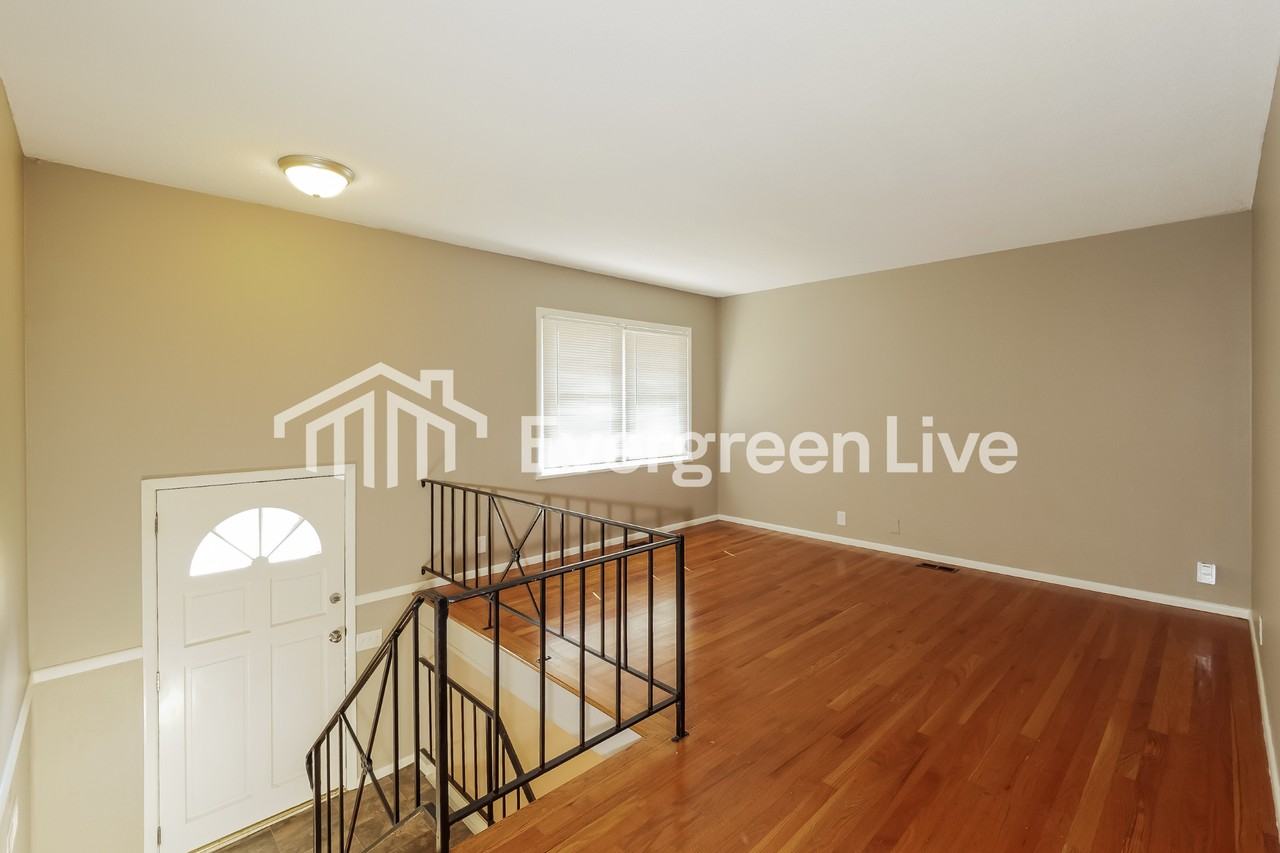 9532 Ditman Way - Photo 5 of 15