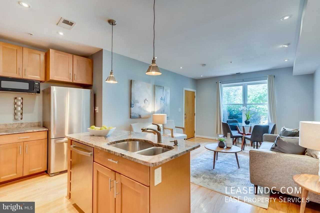 1917 2nd St Ne #102 - Photo 7 of 25