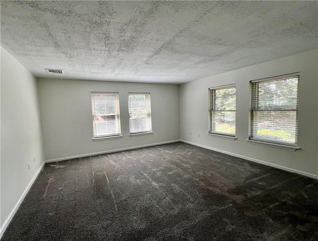 3524 W Shore Rd ##610 - Photo 4 of 19