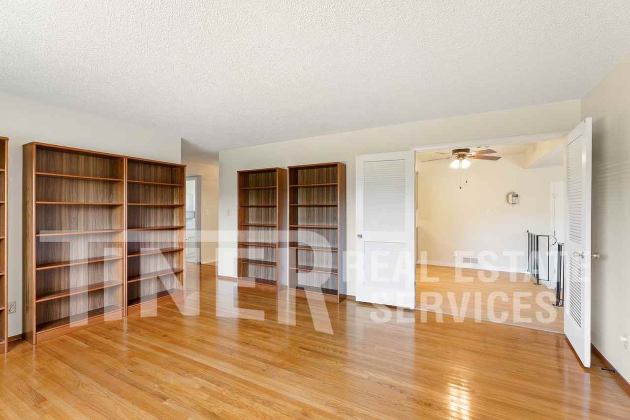 7304 Idle Wild Way - Photo 3 of 23