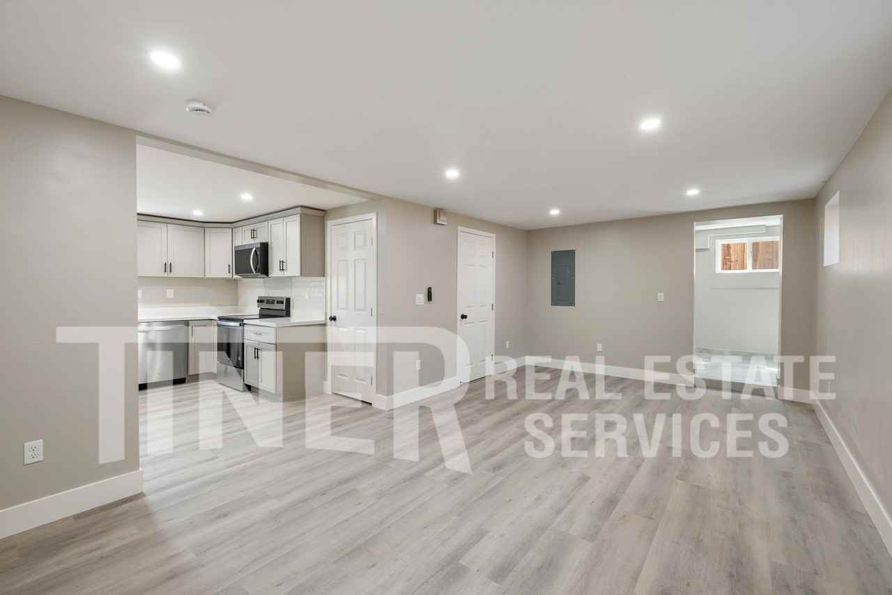 201 Fig St - Photo 4 of 23