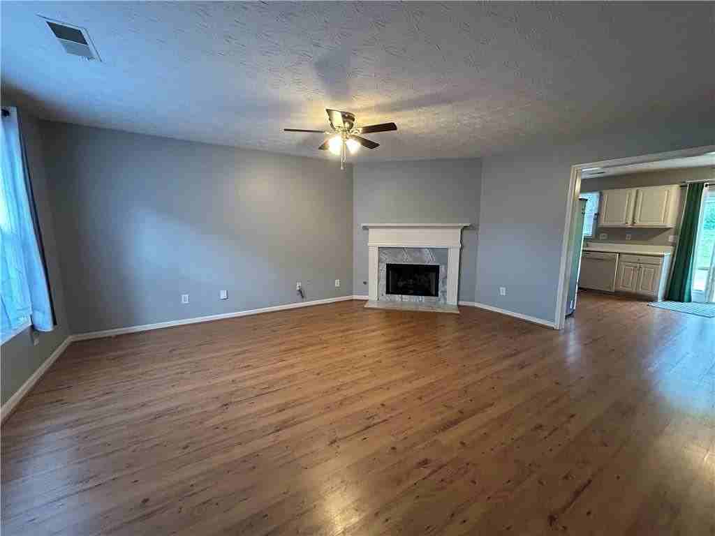 610 Waltman Point Pl - Photo 2 of 17