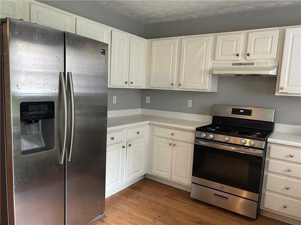 610 Waltman Point Pl - Photo 4 of 17