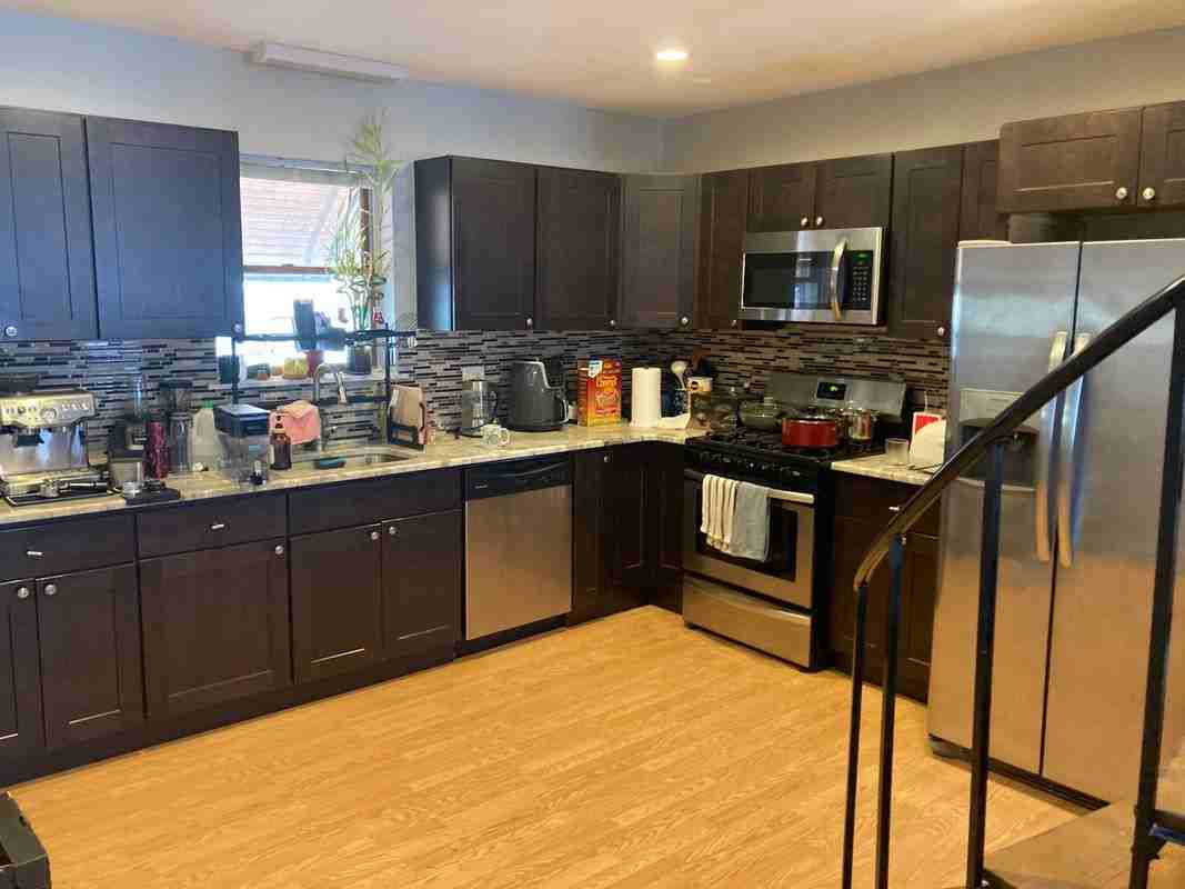 901 Cross St - Photo 5 of 19