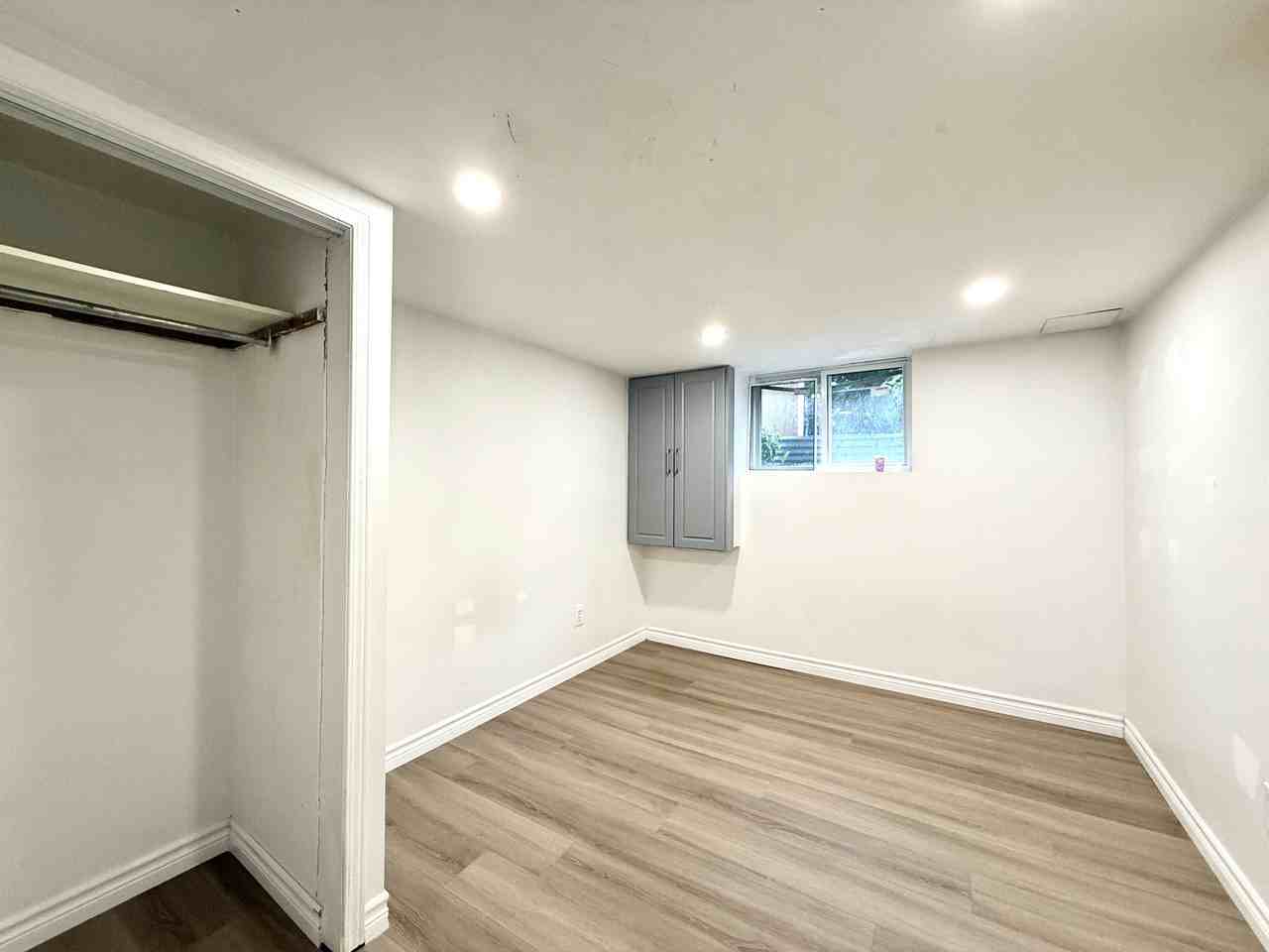 43 Wanda Rd - Photo 5 of 11