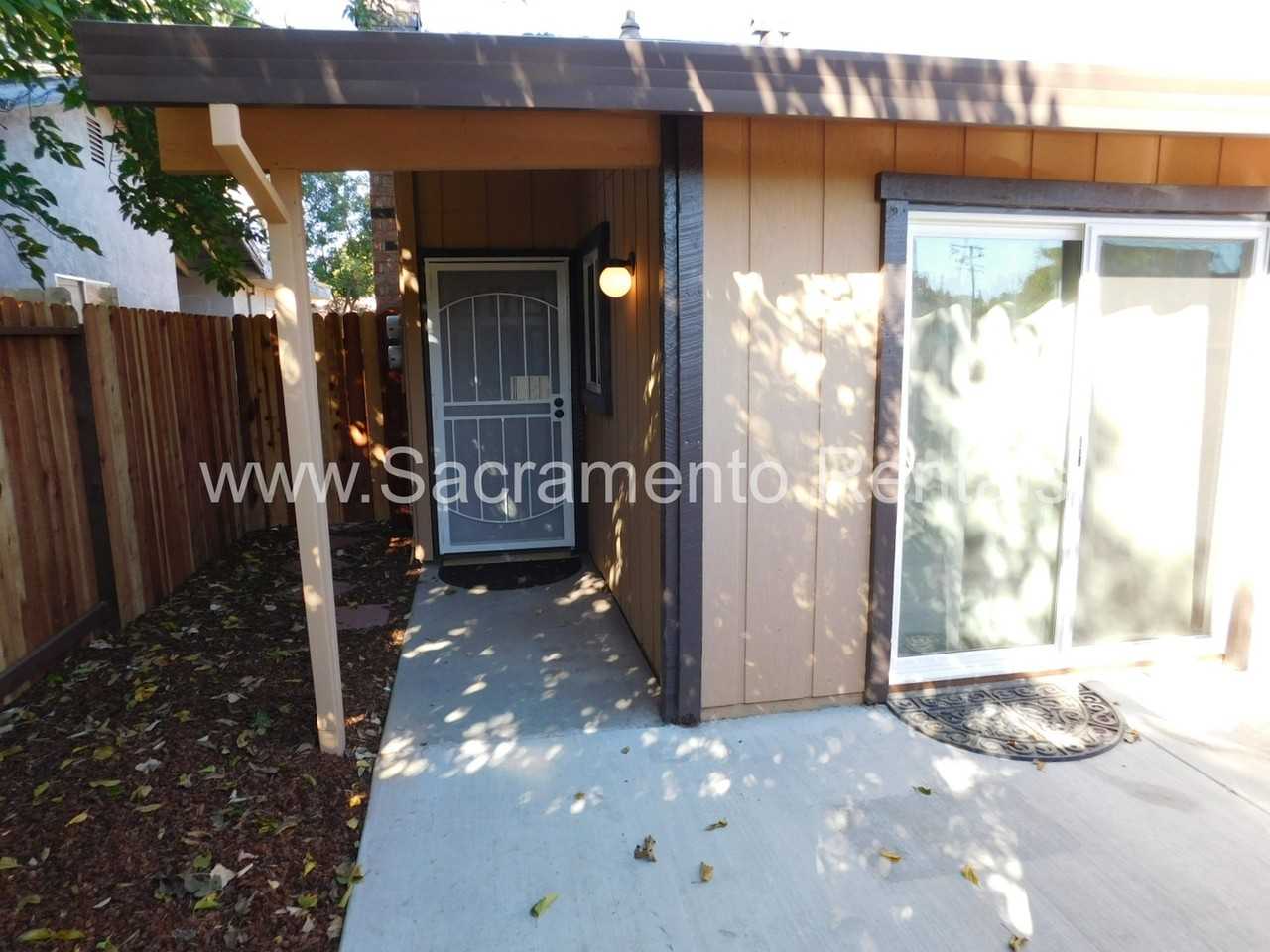 4005 Myrtle Ave - Photo 3 of 17