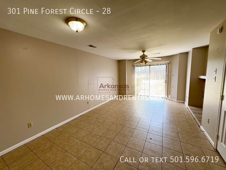301 Pine Forest Cir #28 - Photo 3 of 9