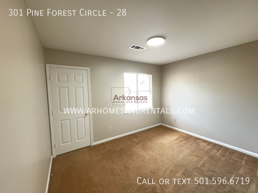 301 Pine Forest Cir #28 - Photo 5 of 9