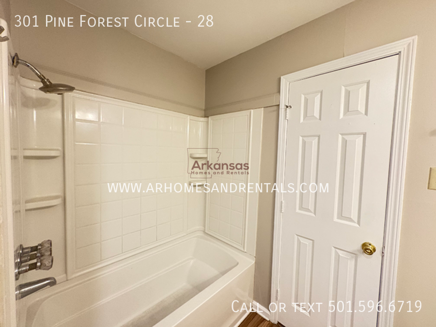 301 Pine Forest Cir #28 - Photo 7 of 9