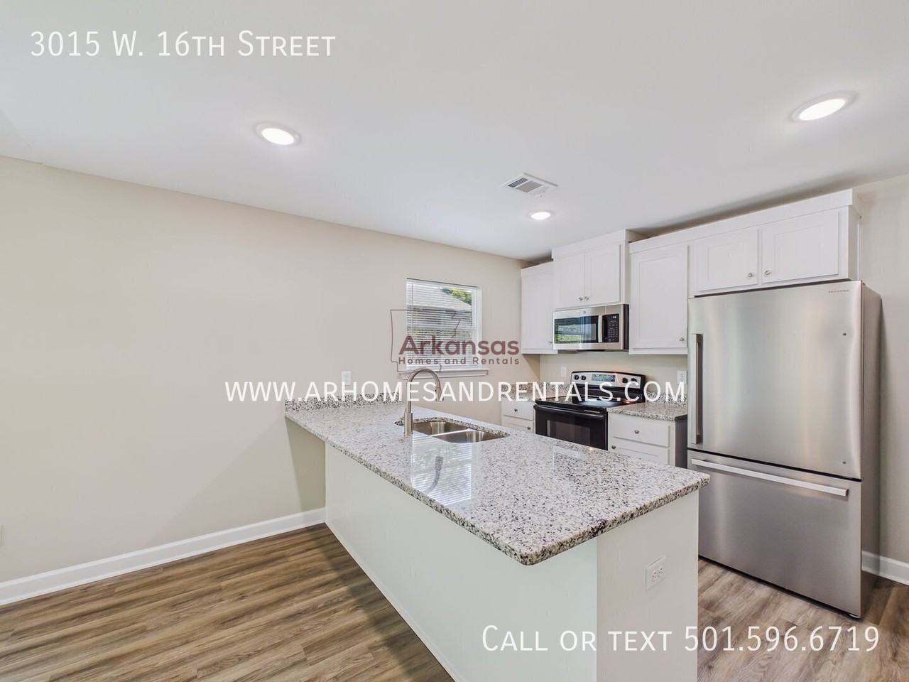 3015 W 16th St - Photo 4 of 16