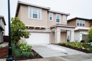 featured image of 3492 Gallatin Dr