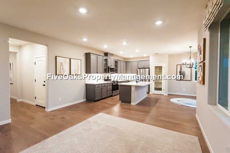3492 Gallatin Dr - Photo 5 of 50