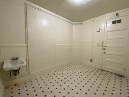 featured image of 666 Sacramento St #3