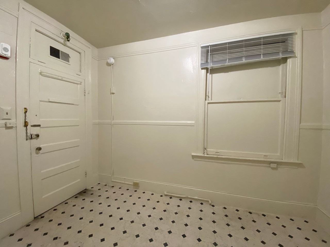 666 Sacramento St #3 - Photo 2 of 9