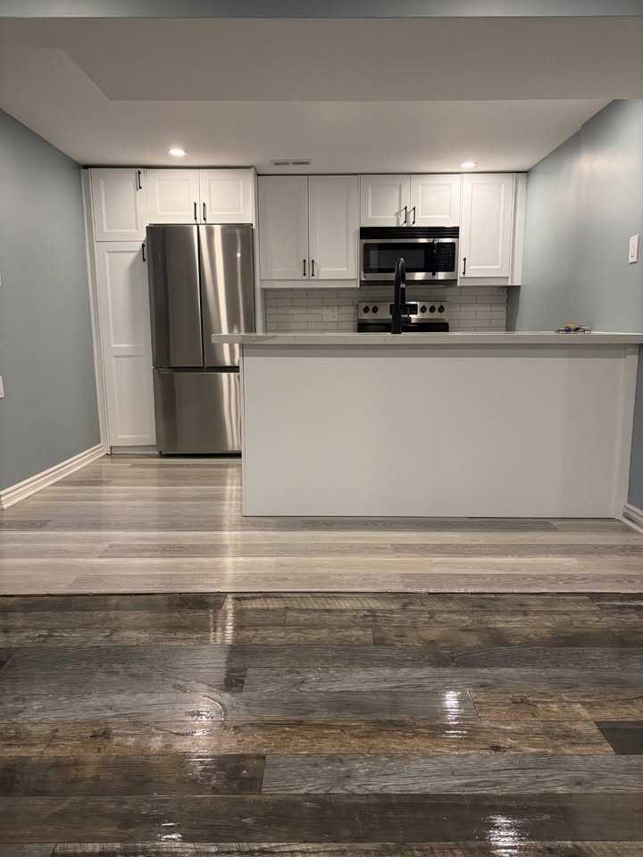 440 Queen Victoria Drive #2 - Photo 4 of 12