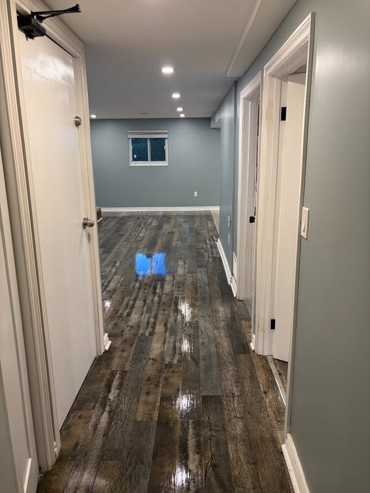 440 Queen Victoria Drive #2 - Photo 6 of 12