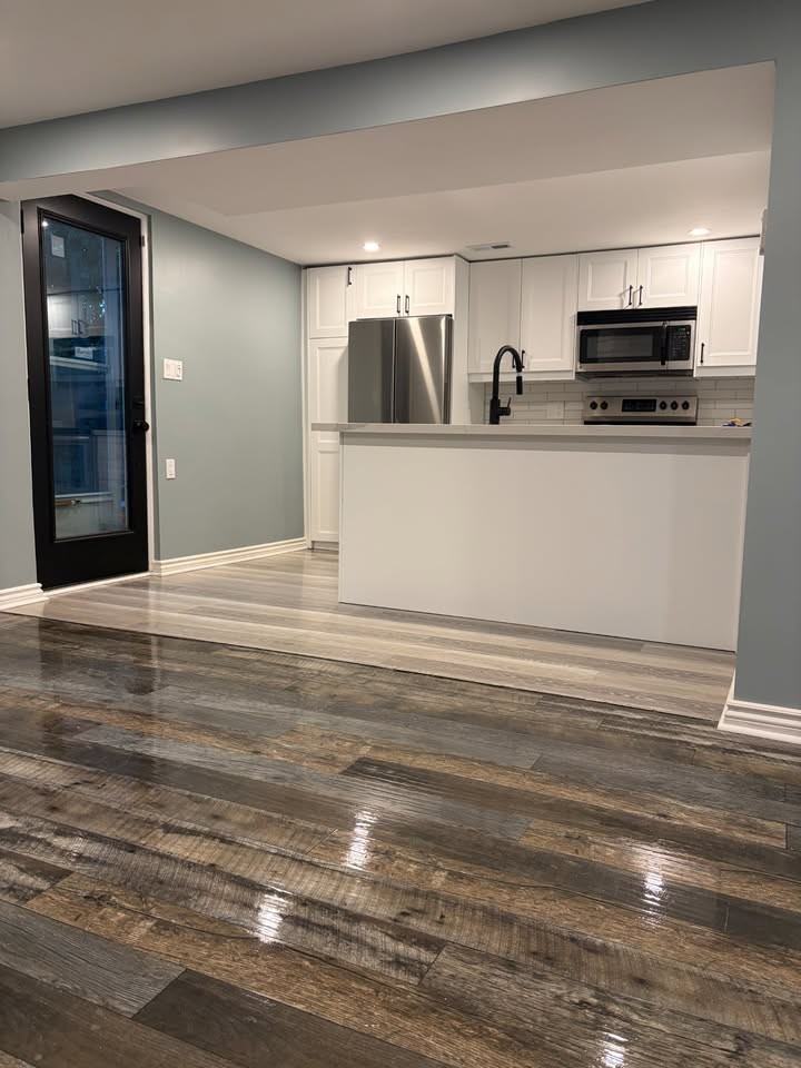 440 Queen Victoria Drive #2 - Photo 7 of 12