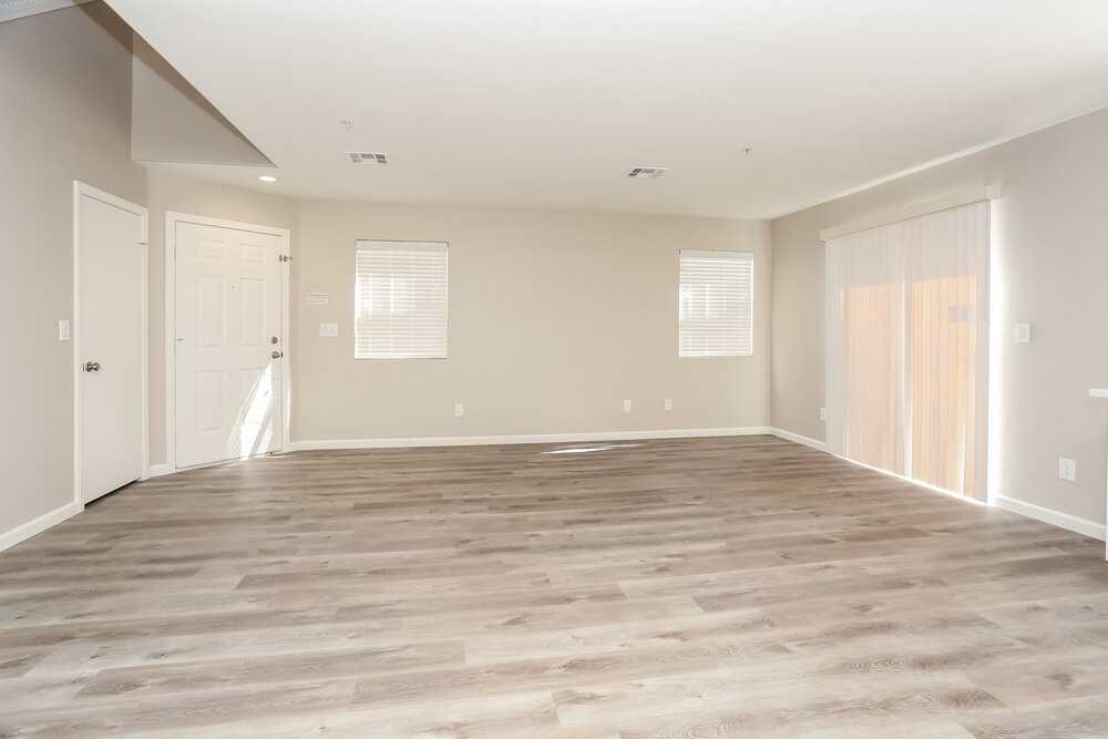 3131 Inlet Bay Ave - Photo 6 of 17
