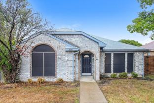 2946 Lawndale Dr - Photo 1 of 1