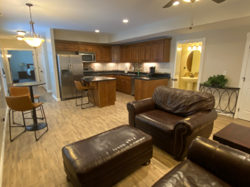 15547 S Thunder Gulch Dr - Photo 4 of 26
