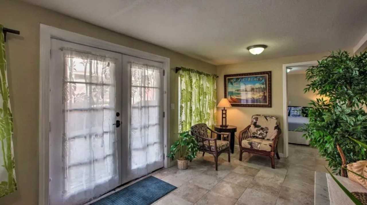 2417 Nihi St - Photo 3 of 9