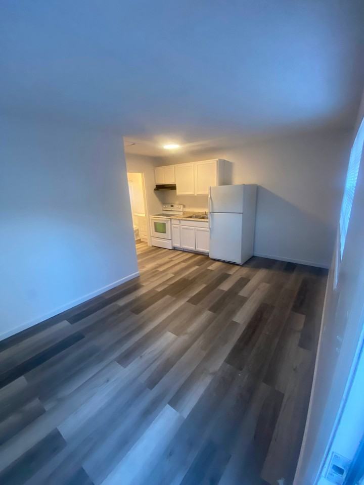 10118 N Lantana Ave #A - Photo 2 of 7