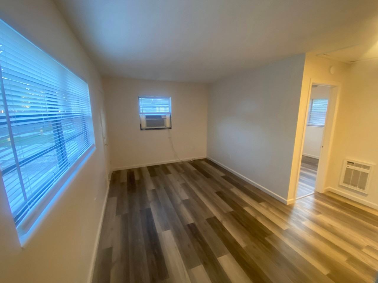 10118 N Lantana Ave #A - Photo 4 of 7