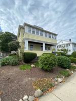 featured image of 7 Elmira St #7