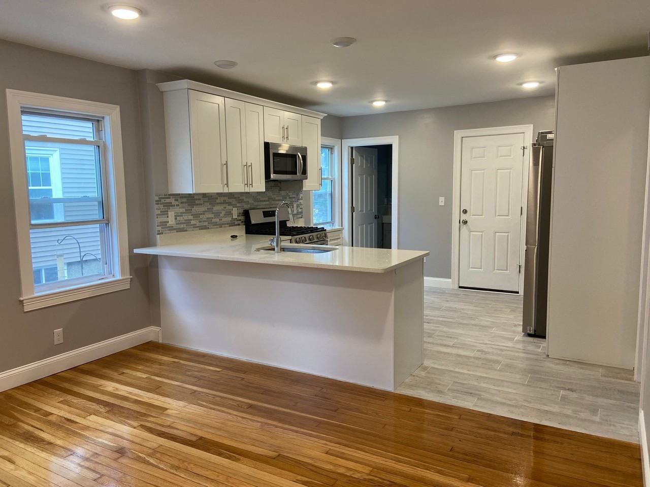 7 Elmira St #7 - Photo 5 of 9