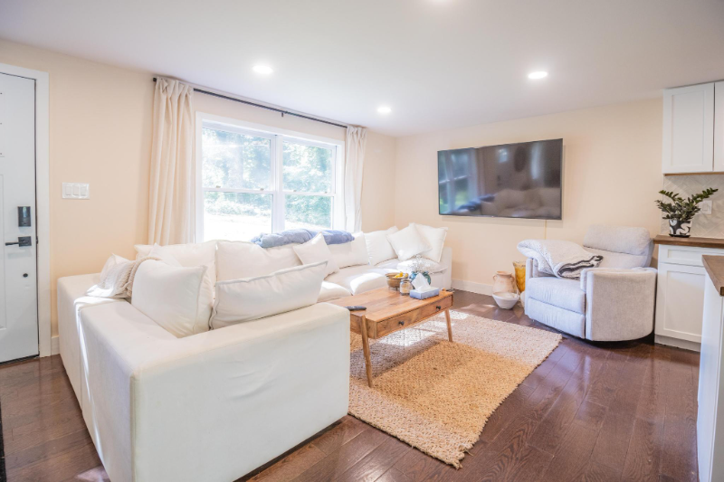 18544 Brooke Rd - Photo 4 of 41