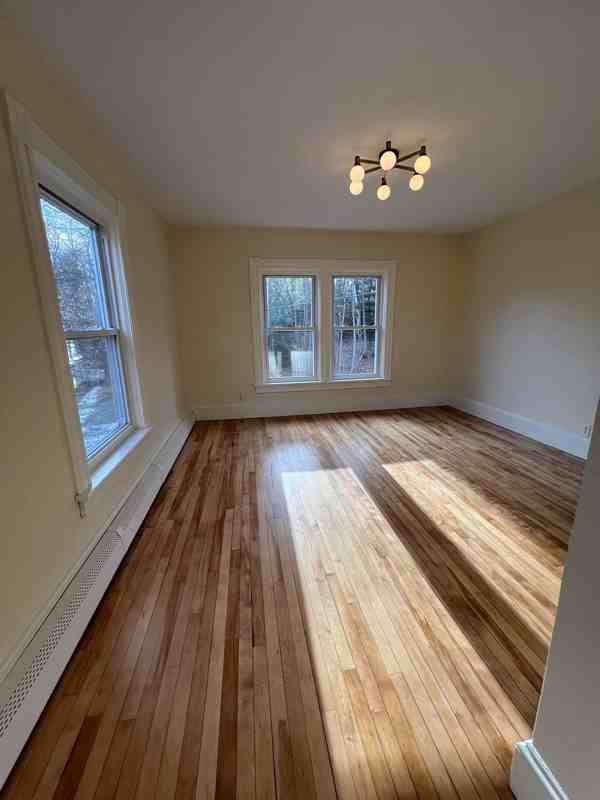 11 Burt St #2 - Photo 3 of 38