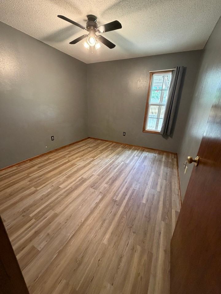 1705 Brookwater Pl - Photo 5 of 15