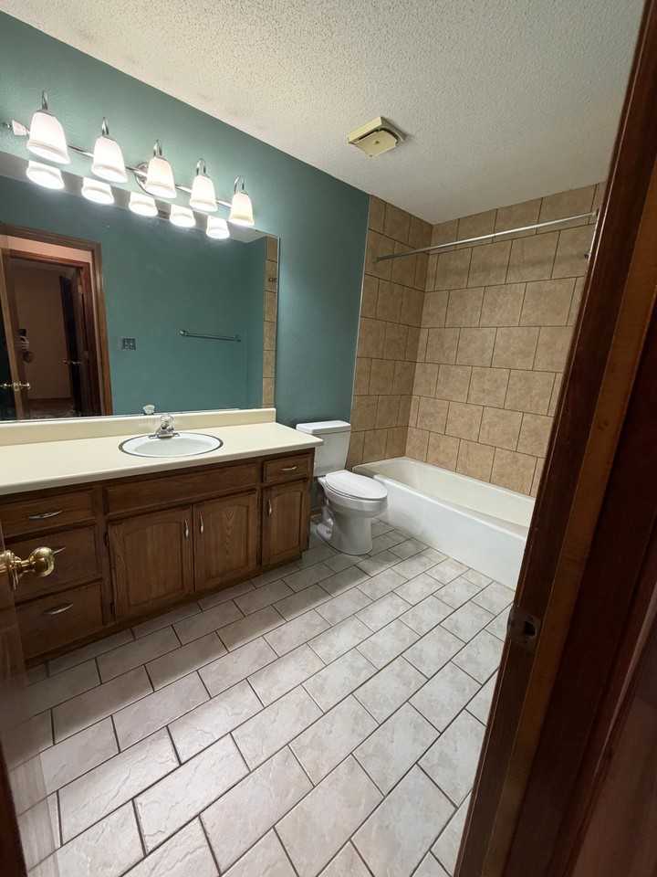 1705 Brookwater Pl - Photo 7 of 15