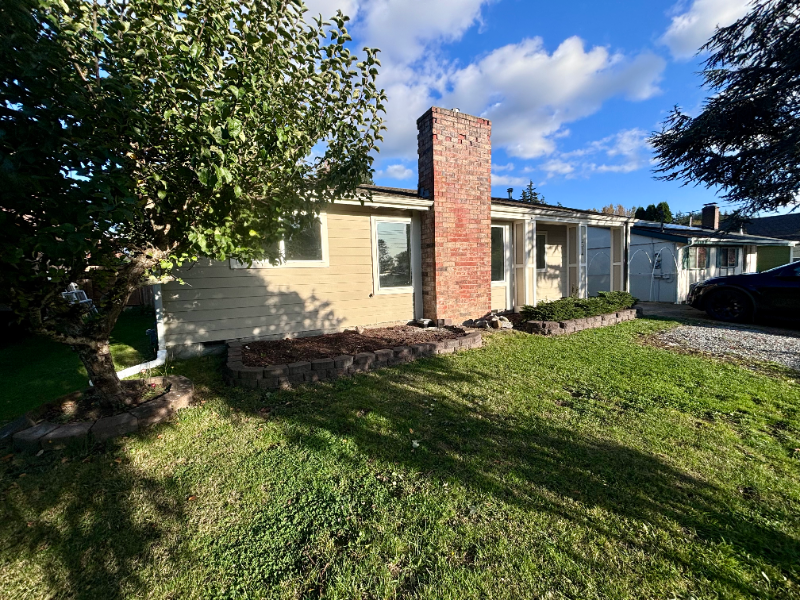 2314 Woburn St - Photo 2 of 12