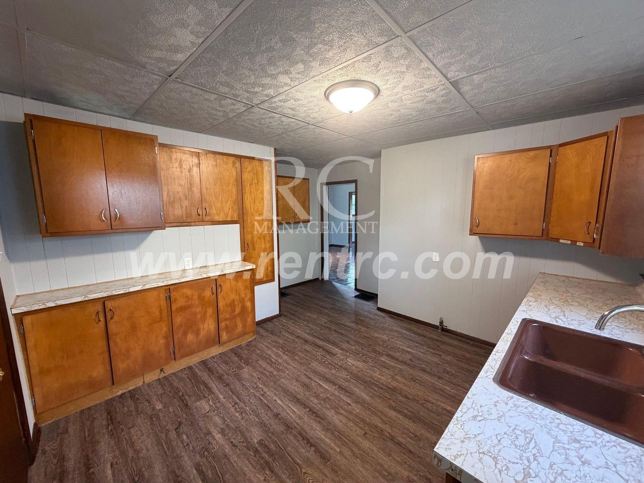 121 Warrington Ave - Photo 3 of 16