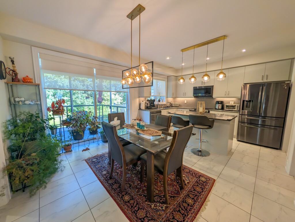 7868 Odell Cres - Photo 7 of 30