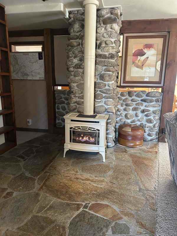 1802 Pleasant View Dr - Photo 2 of 18