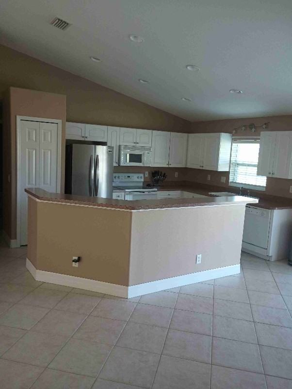 2228 Clovelon St - Photo 6 of 20