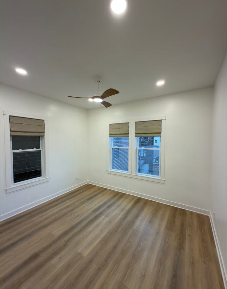 1529 N Maplewood Ave #2 - Photo 7 of 15