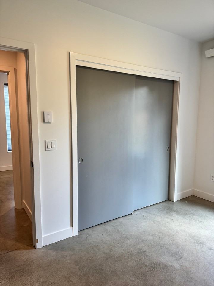 6732 40th Ave S #103 - Photo 5 of 11
