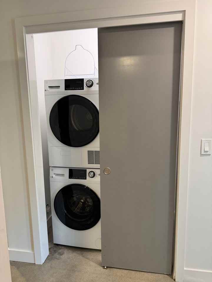 6732 40th Ave S #103 - Photo 7 of 11