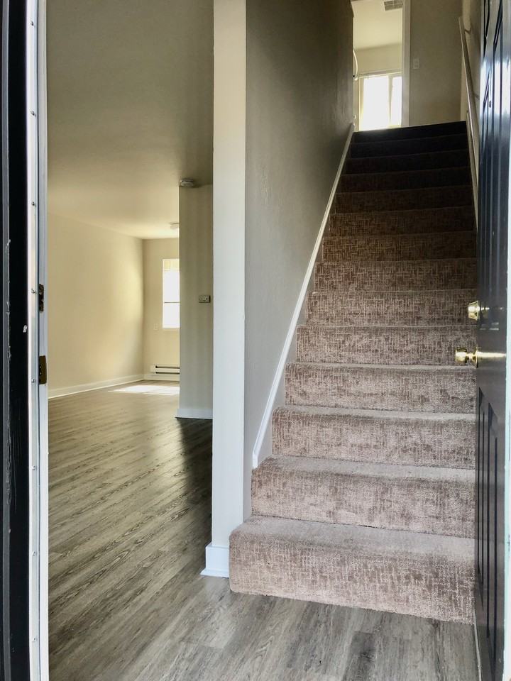 3601 Ne 73rd Pl #7 - Photo 2 of 18