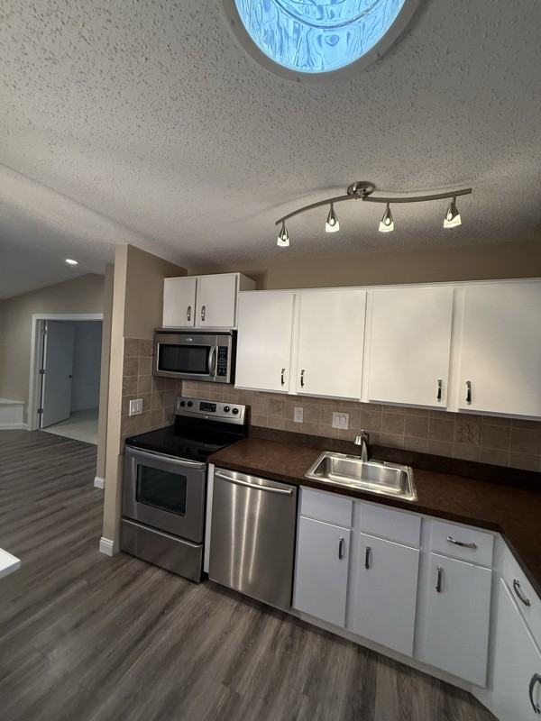 1181 Weston Ln N - Photo 3 of 11