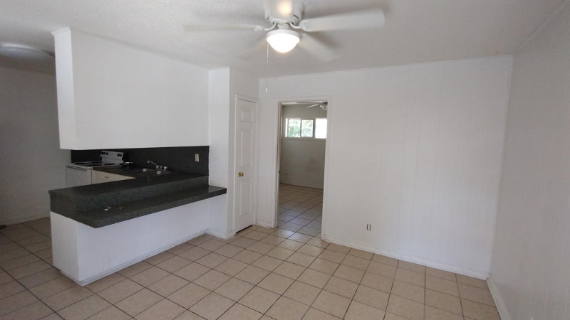 500 W Rancier Ave #I - Photo 4 of 5