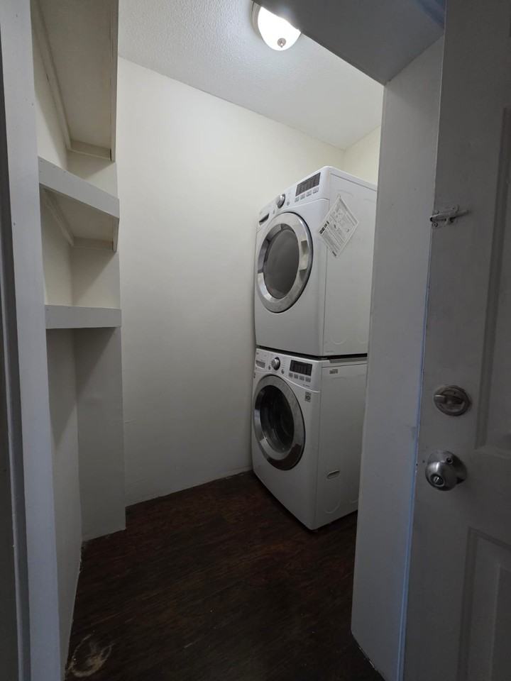 23 Whitmore St #3rdFL - Photo 3 of 19